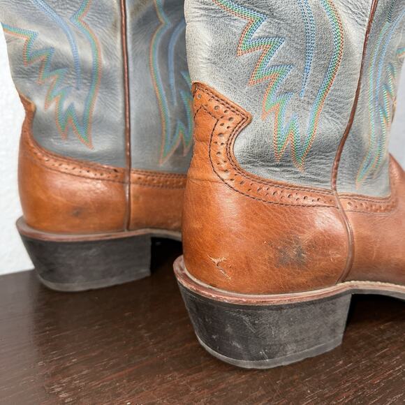 Ariat Heritage Buckaroo 16\